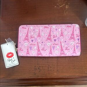 NWT Paris Chic Blush Wallet EXCELLENT CONDITION